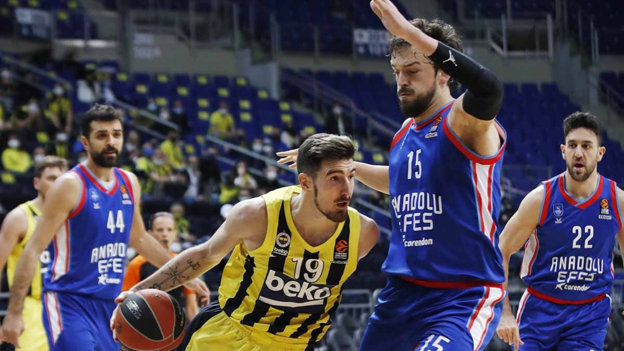 Anadolu efes fenerbahçe maçı ne zaman. Анадолу Эфес. Efes Basketball. Эфе матоглу. Фенербахче магазин в Стамбуле.