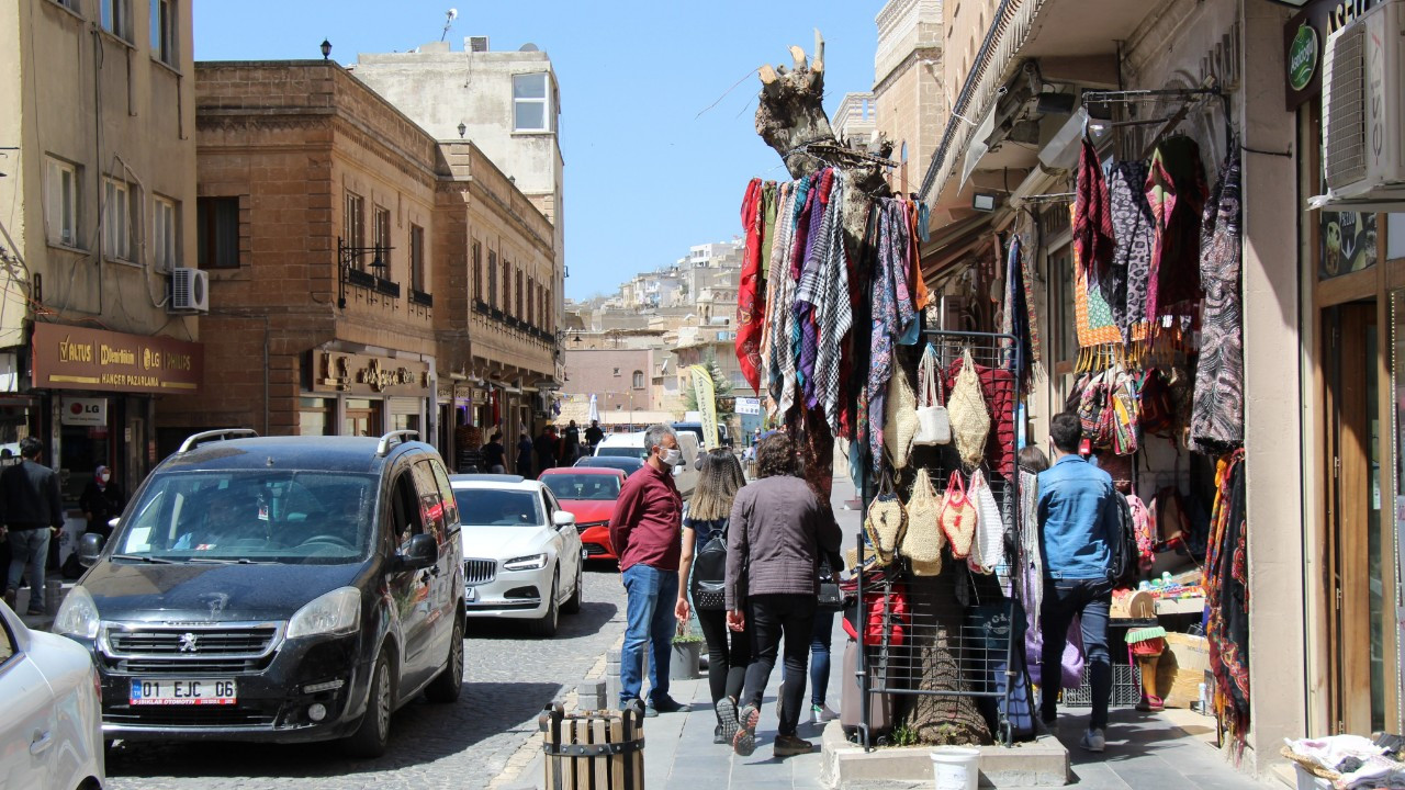 Mardin’de kısıtlama öncesi turizm yoğunluğu