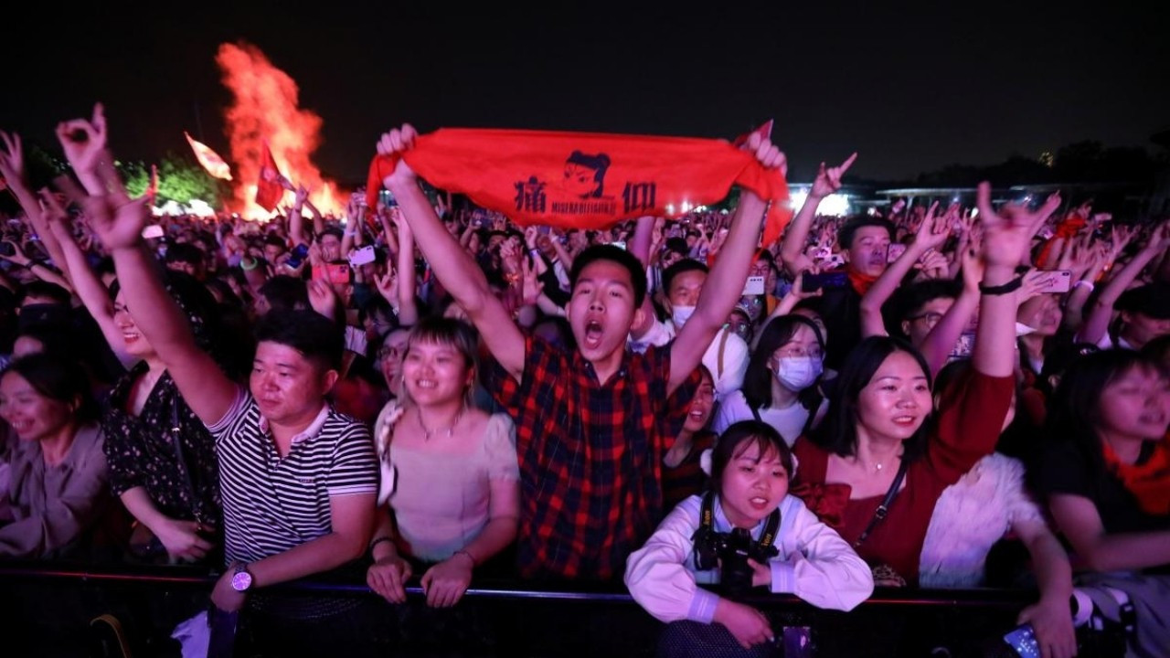 Koronavirüsün Doğduğu Wuhan'da Binlerce Kişilik Müzik Festivali