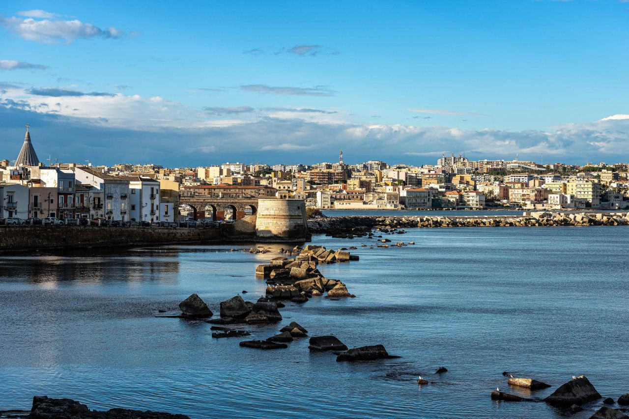 Akdeniz’in Tarihi Dokusu : Ortygia Adası - Sayfa 6