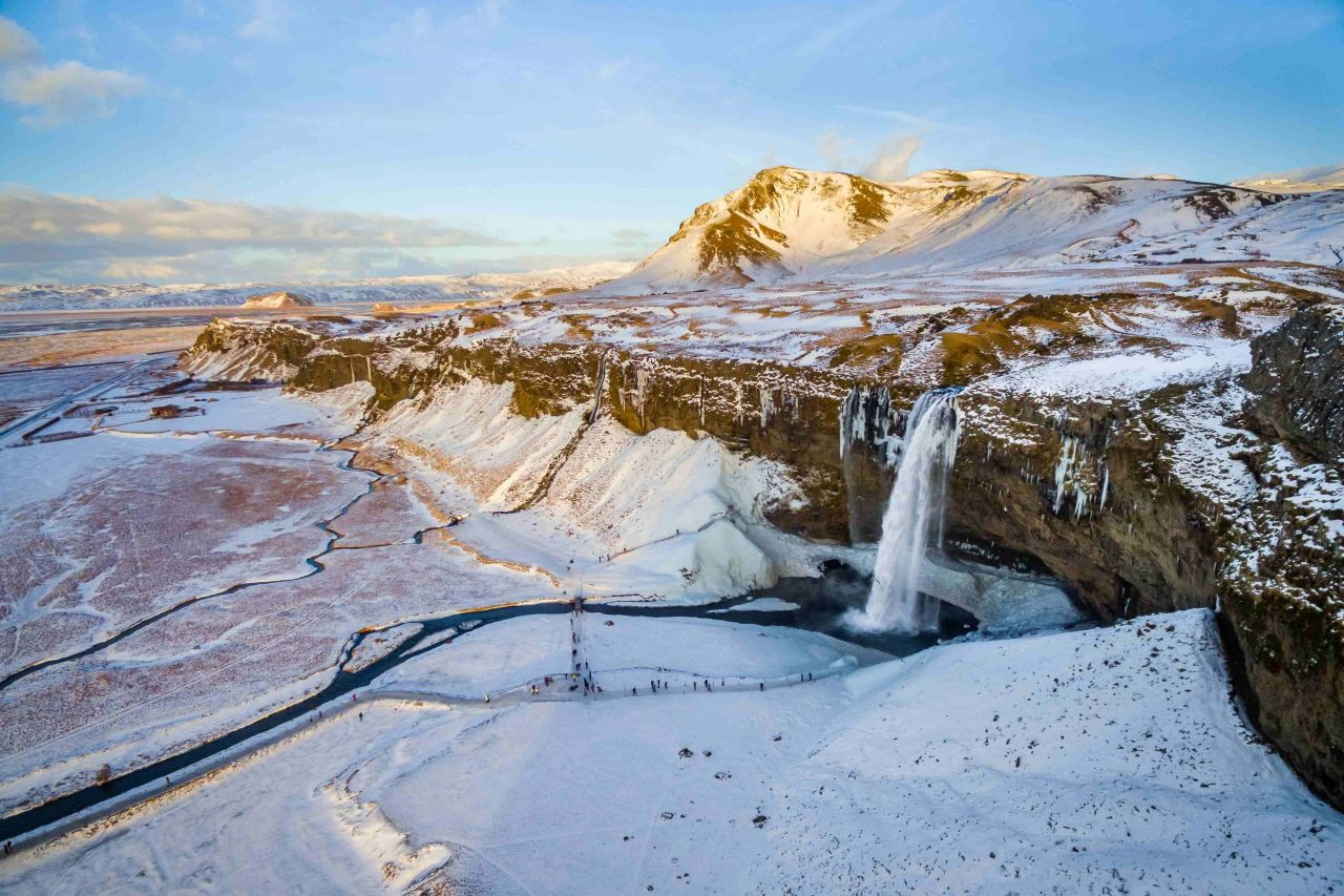 İzlanda'nın En Güzel Şelalesi: Seljalandsfoss - Sayfa 14