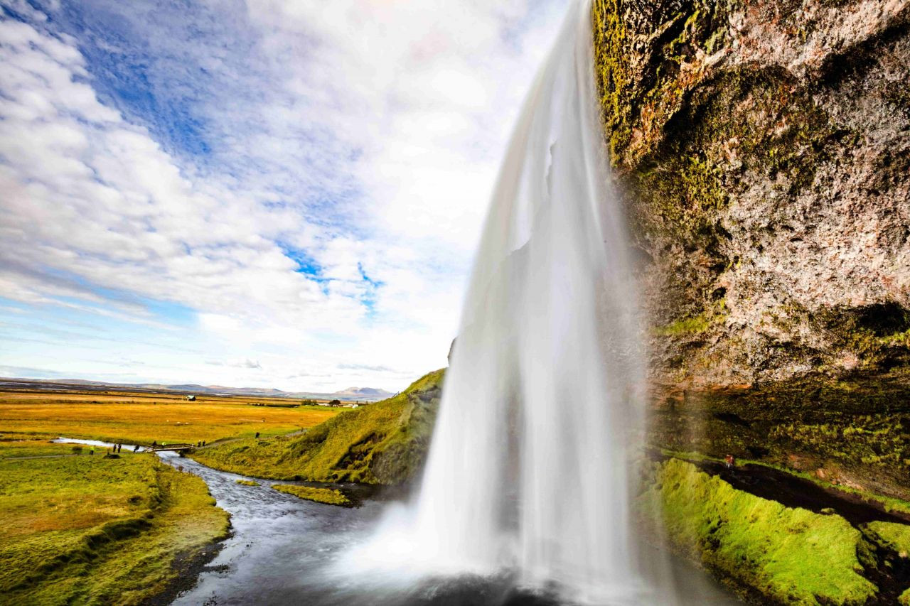 İzlanda'nın En Güzel Şelalesi: Seljalandsfoss - Sayfa 8