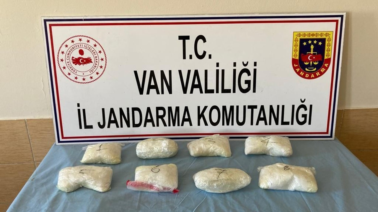 Van'da 7 kilo 621 gram metamfetamin ele geçirildi