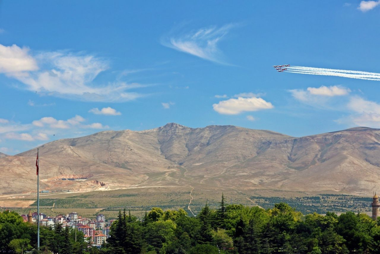 Türk Yıldızları Niğde’de gösteri yaptı - Sayfa 5