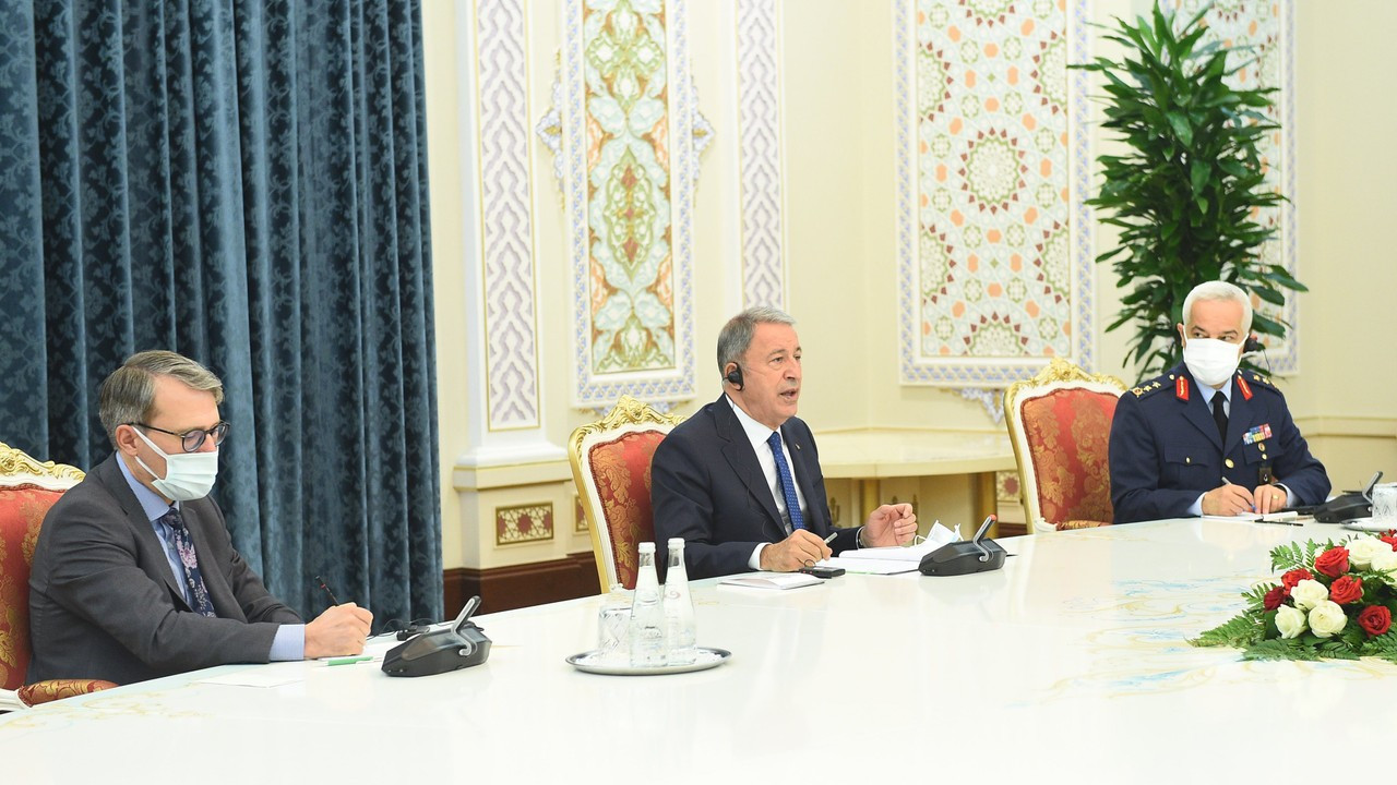 Bakan Akar, Tacikistan Cumhurbaşkanı ile görüştü