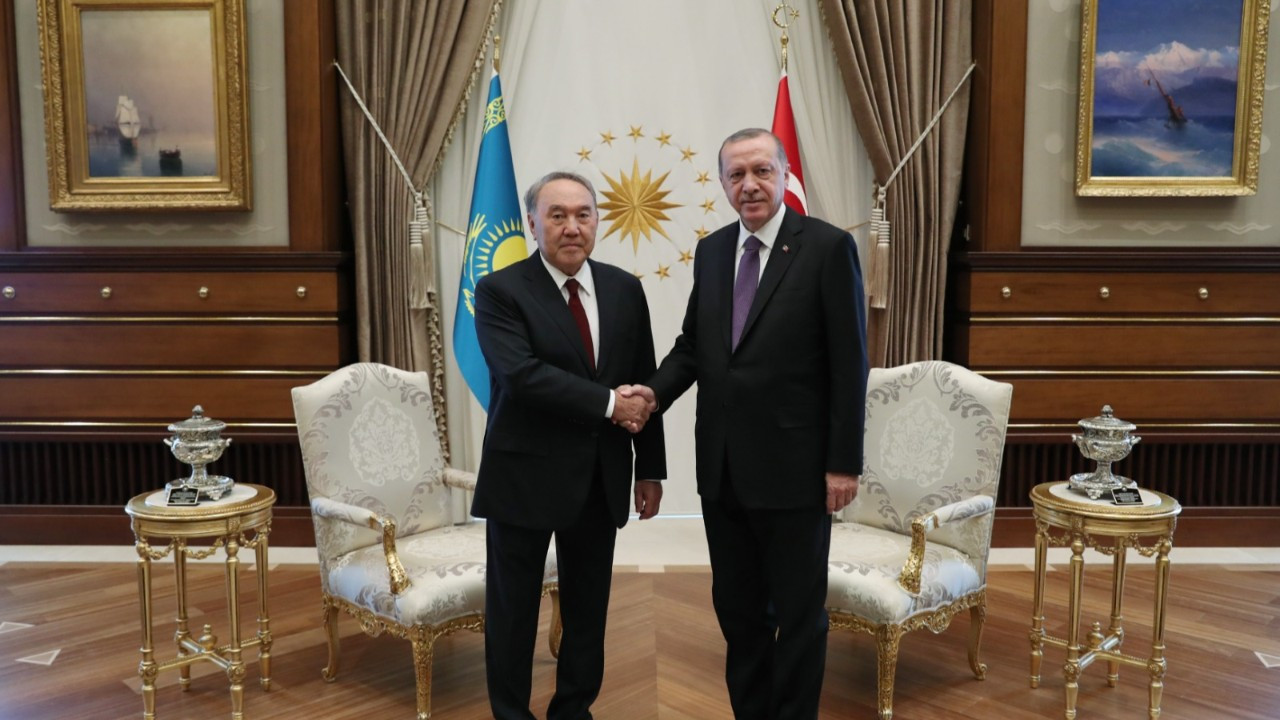 Cumhurbaşkanı Erdoğan, Nazarbayev ile telefonda görüştü