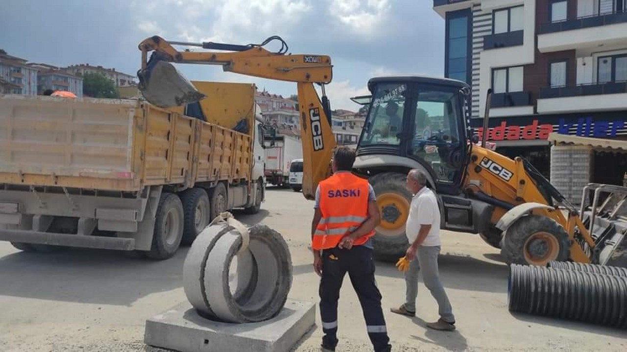 Türbe kavşağında asbest içmesuyu hattı yenilendi