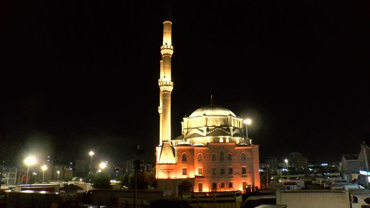 15 Temmuz'un 5. yıl dönümünde tüm camilerden sela okundu