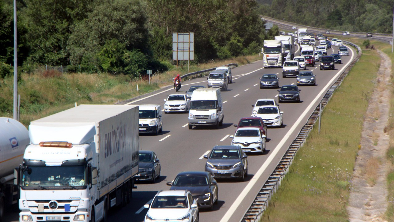 TEM'in Bolu geçişinde 'bayram' trafiği