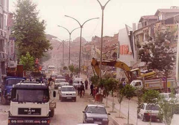 17 Ağustos Depremi! Unutmadık - Sayfa 7