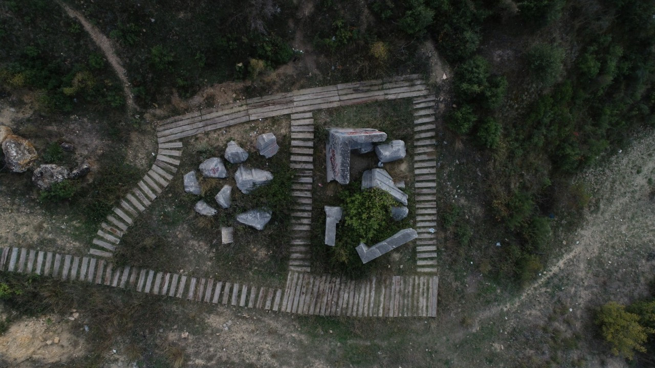 Kral mezarı turizme kazandırılmayı bekliyor