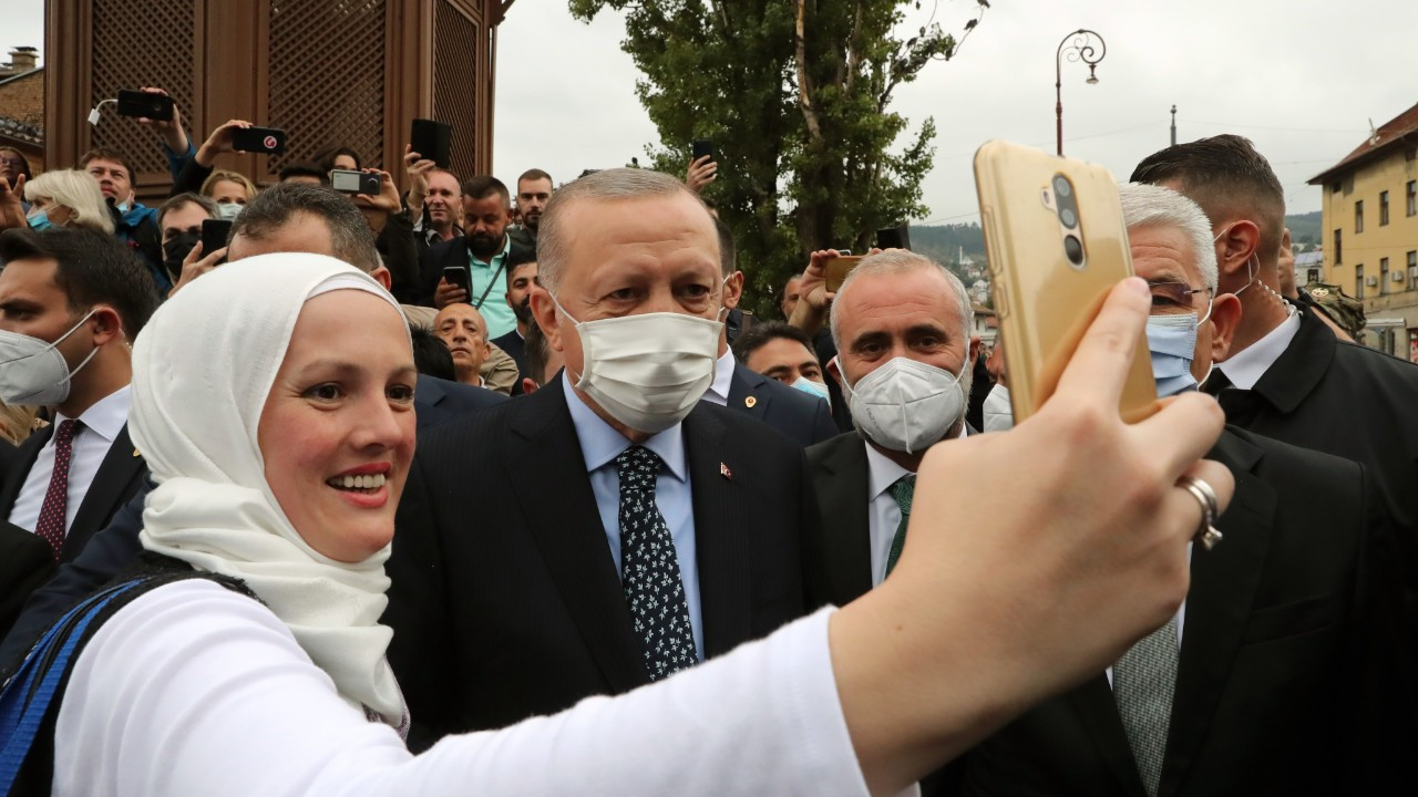 Cumhurbaşkanı Erdoğan’a Bosna Hersek’te sevgi seli