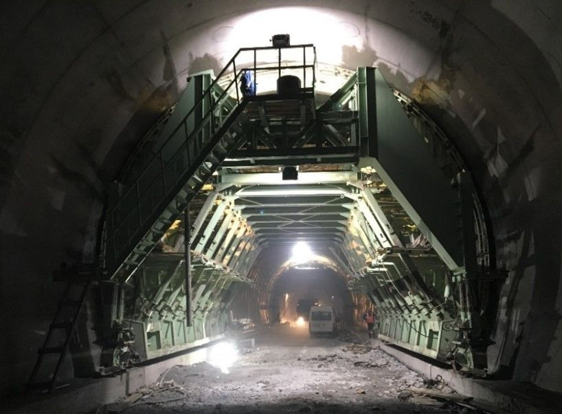 Dünyanın üçüncü en uzun çift tüplü kara yolu tüneli Zigana’da sona yaklaşıldı - Sayfa 4