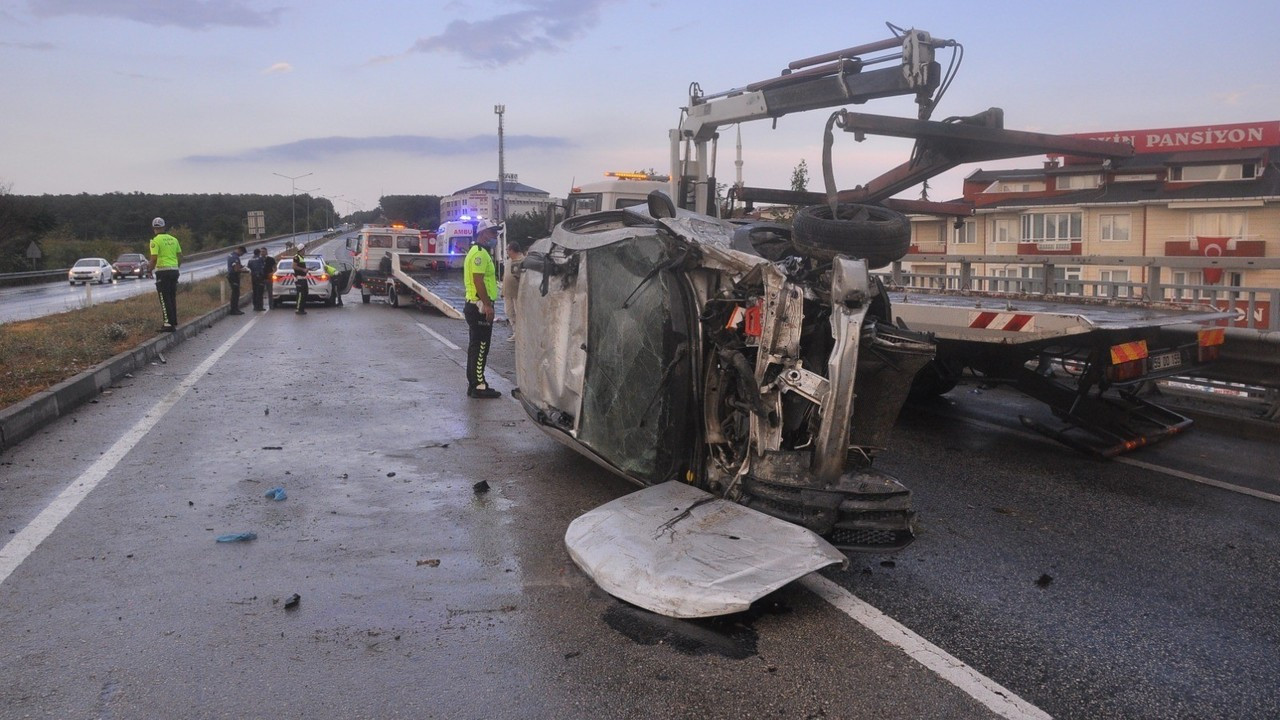 Tekirdağ’da şiddetli yağış kaza getirdi: 6 yaralı