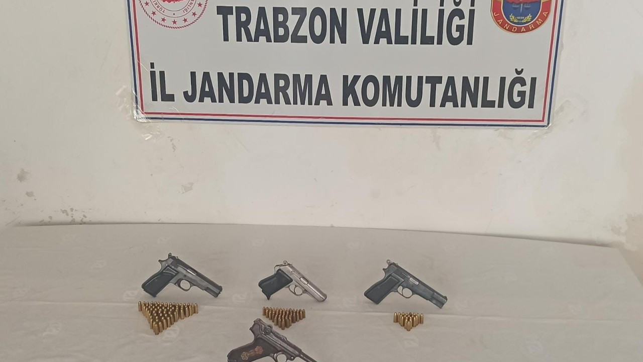 Trabzon'da jandarmadan 29 adrese eş zamanlı silah operasyonu