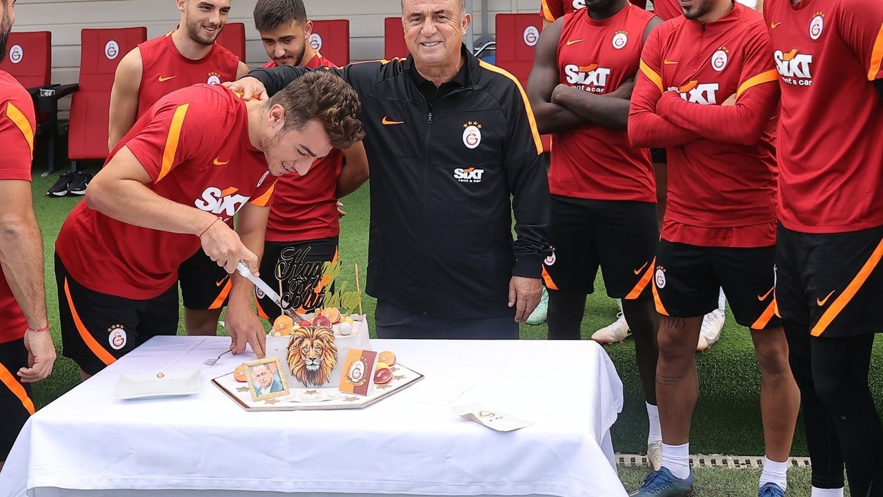 Galatasaray’da Fatih Terim’in doğum günü kutlandı