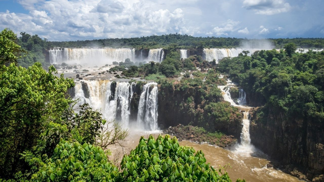 Görenleri büyüleyen Iguazu Şelalesi - Sayfa 7