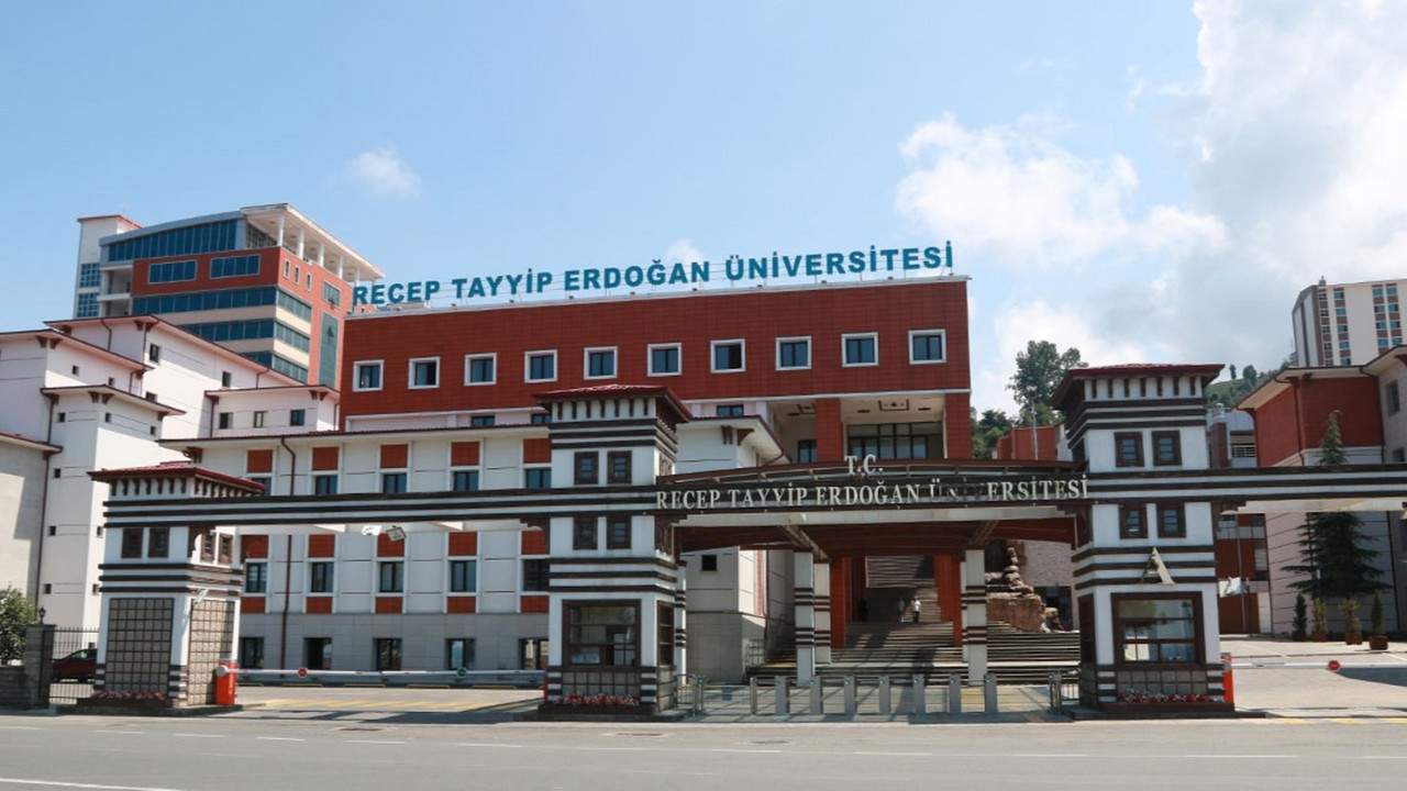 Recep Tayyip Erdoğan Üniversitesi 14 Geçici İşçi alacak