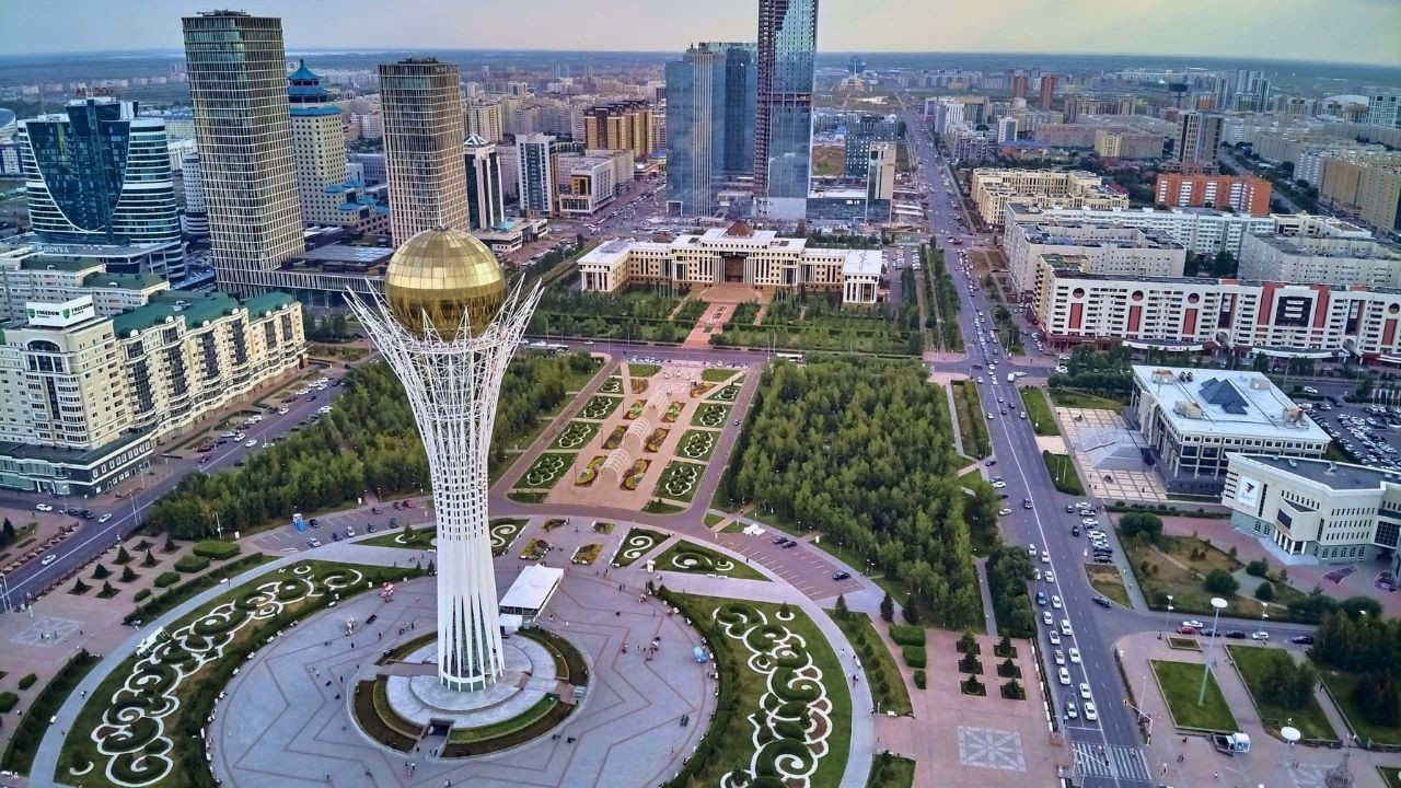 Kazakistan'da silahlı saldırı: En az 5 ölü