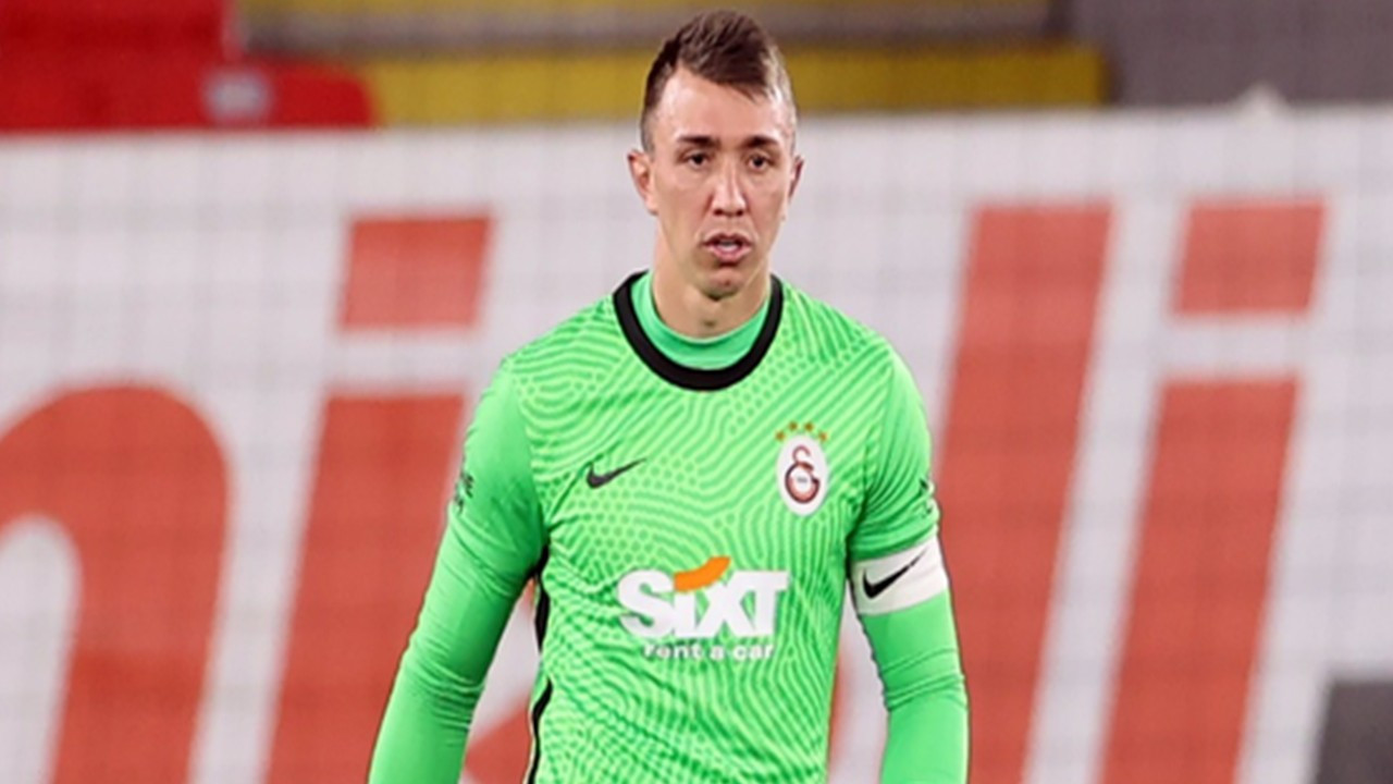 Muslera 'Daha önce de böyle sıkıntılar yaşadık'