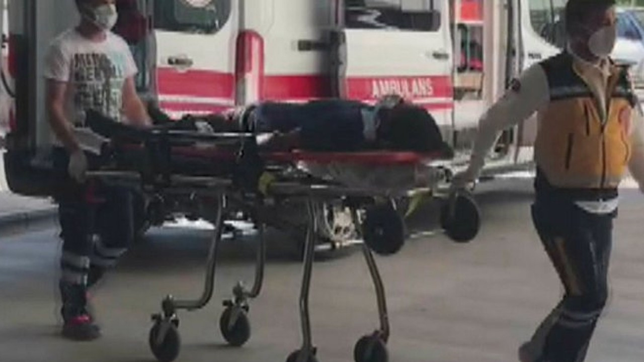 Karaman'da tarım işçilerini taşıyan minibüs devrildi: 1 ölü 20 yaralı