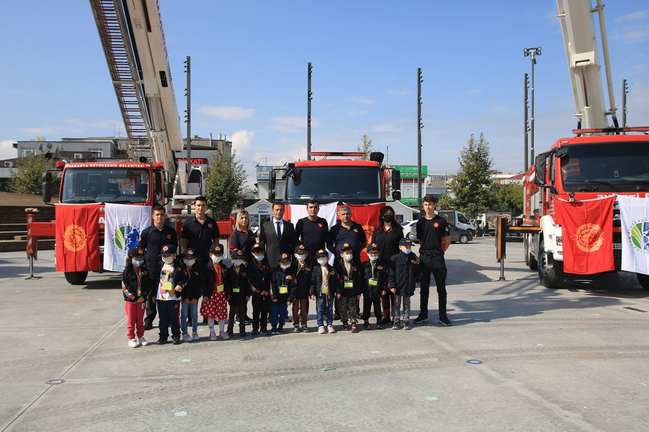 “Kahraman itfaiyecilerimizin haftası kutlu olsun” - Sayfa 6