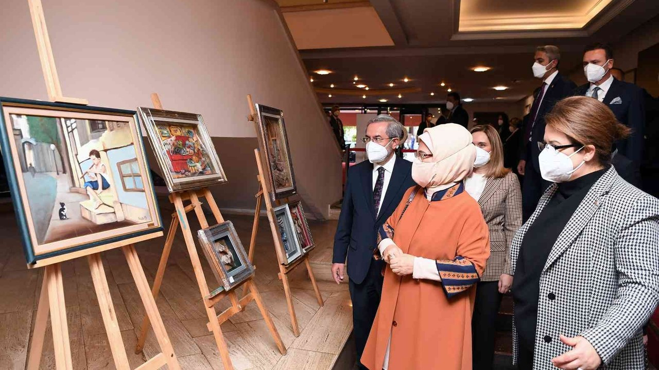 Emine Erdoğan: "Yaşlılık bizde tedavülden kalkmak değil, hürmet makamına oturmak demektir"