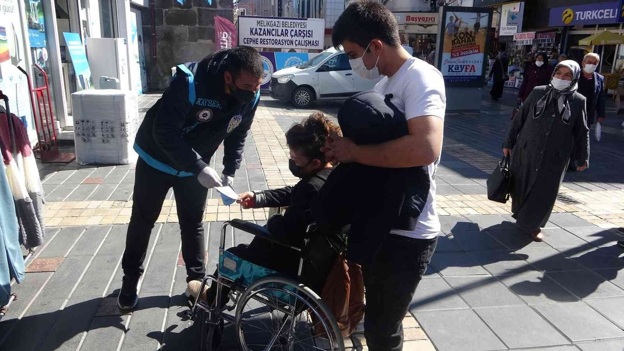 Polis vatandaşları dolandırıcılığa karşı uyardı