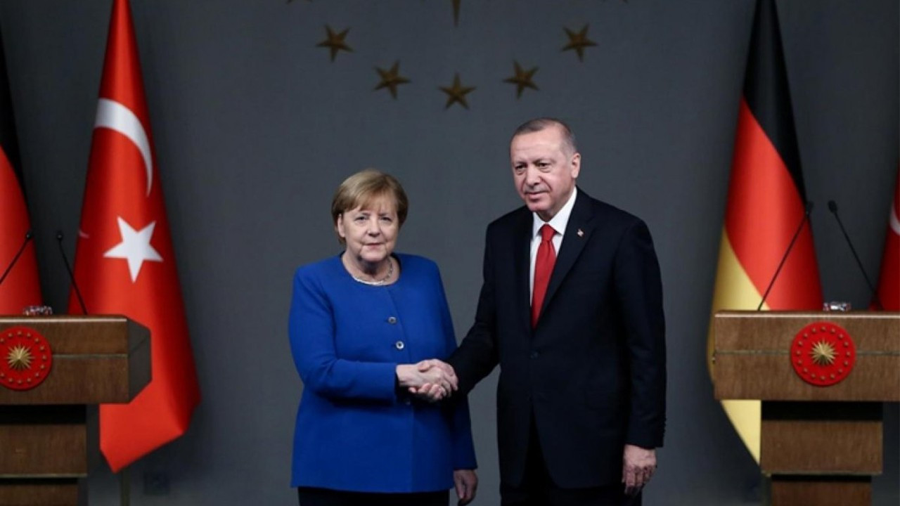 Merkel, Türkiye'ye geliyor