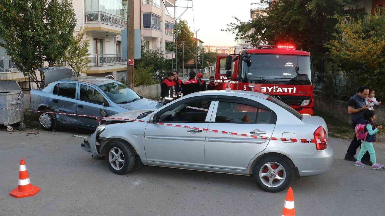 Ara sokakta meydana gelen kazada 1 kişi ağır yaralandı