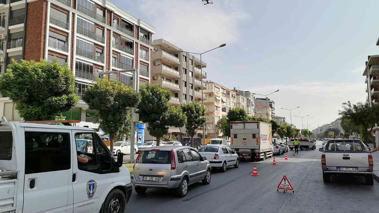 İzmir’de drone destekli trafik denetimi