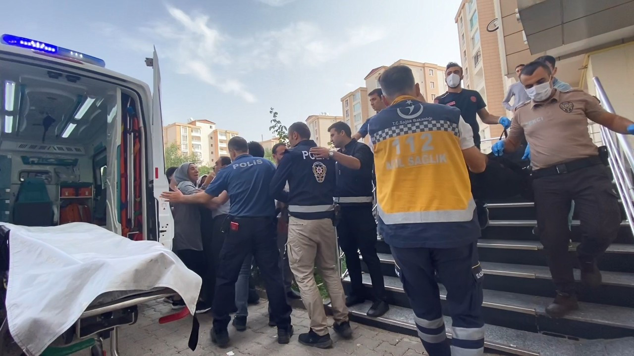 Evine çağırdığı işçisini öldürdü, polis ikna ederek gözaltına aldı