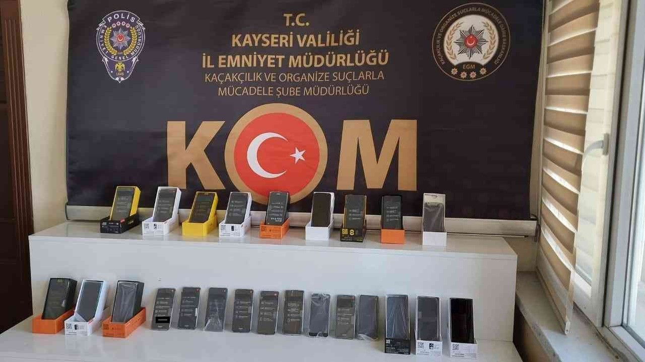 Kayseri’de telefon kaçakçısı 1 şahıs yakalandı