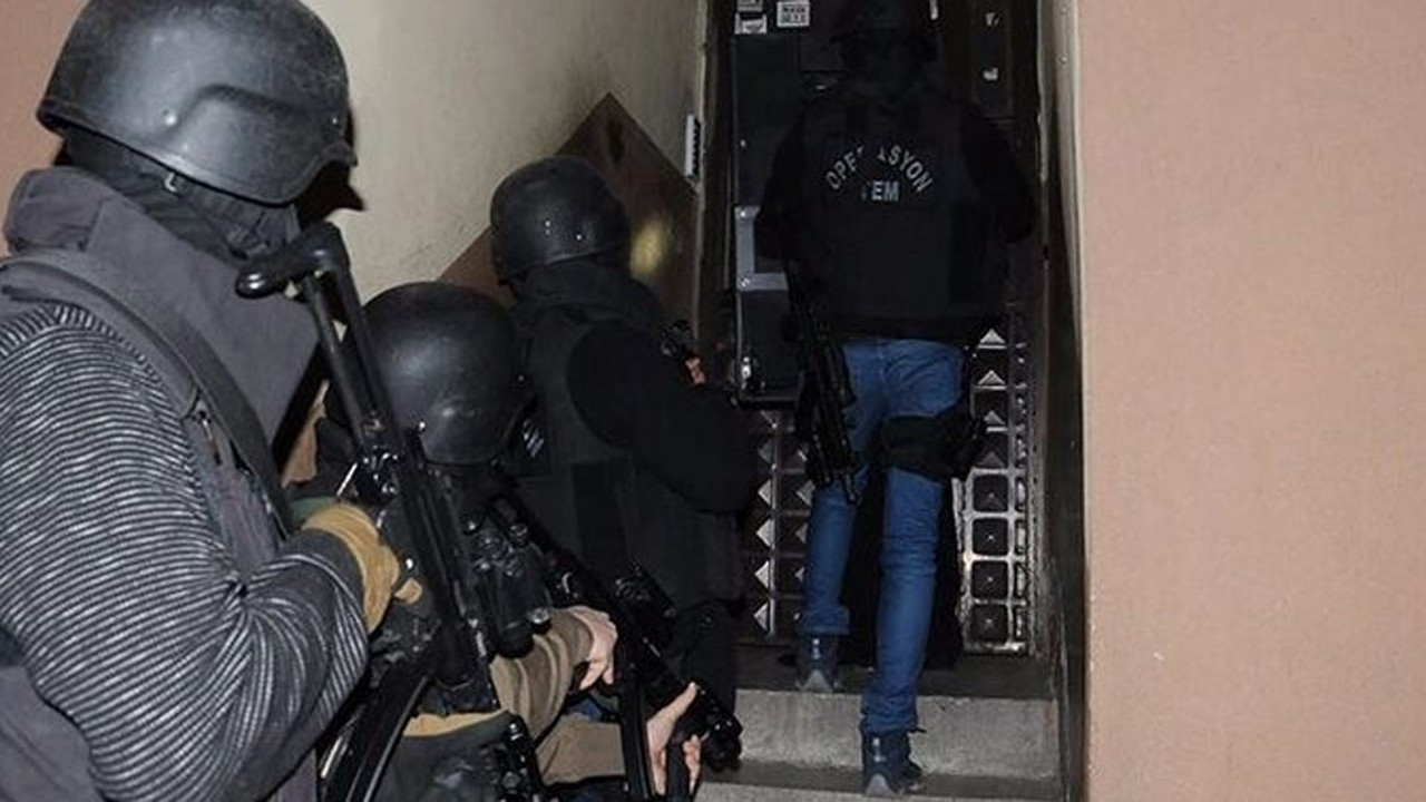 İstanbul polisinden sahtecilik operasyonu!