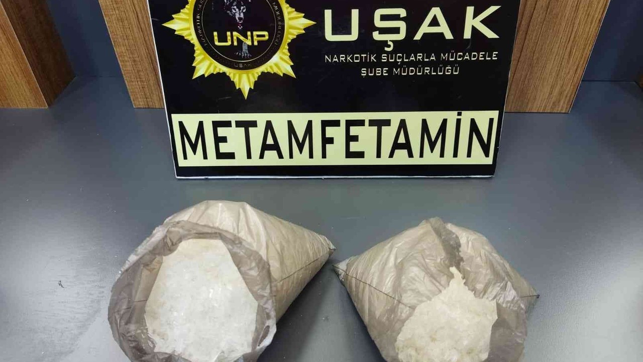 Uşak'ta narkotik ekipleri 500 bin TL değerinde uyuşturucu ele geçirdi