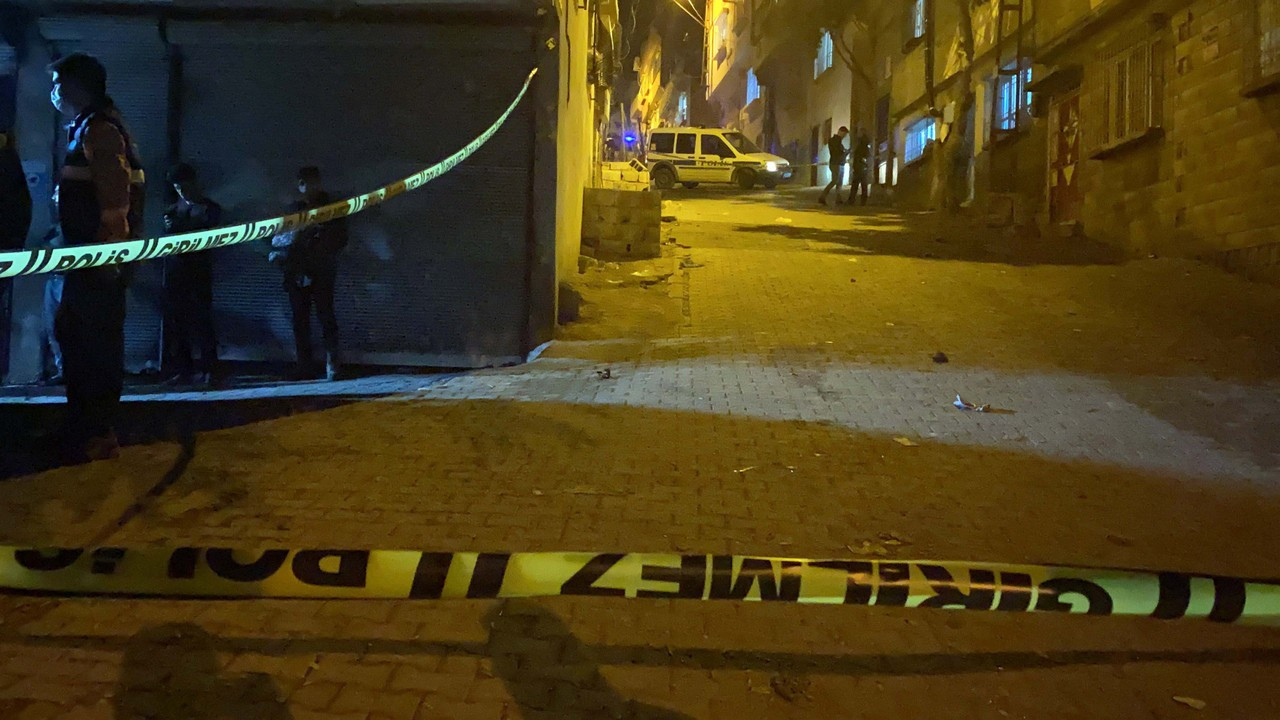 Gaziantep'te komşu iki aile arasında silahlı kavga: 5 yaralı