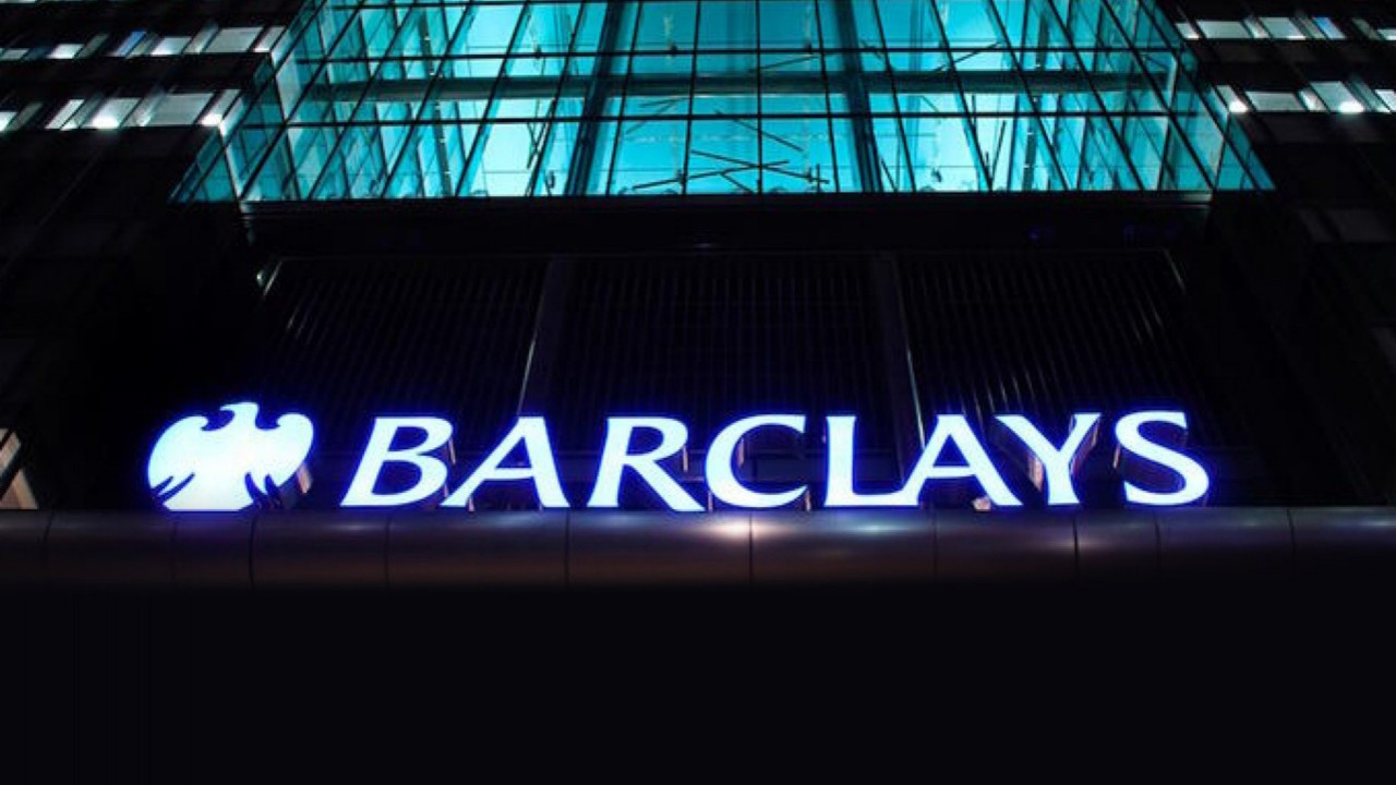 Barclays PLC CEO'su Jes Stanley görevinden ayrıldı