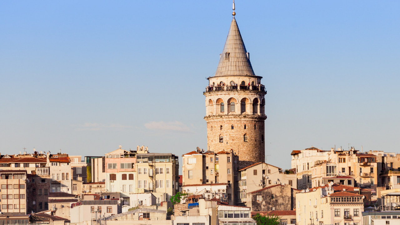 İstanbul’un siluetini oluşturan yapı: Galata Kulesi - Sayfa 4