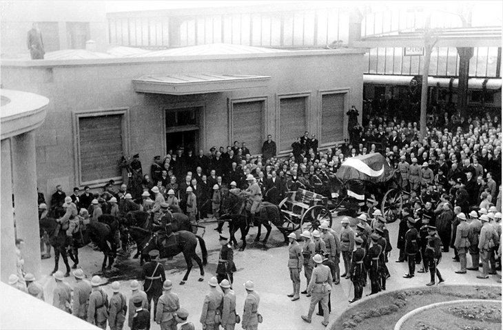 Büyük Önder Atatürk'ün ebediyete intikalinin 83'üncü yılı - Sayfa 15