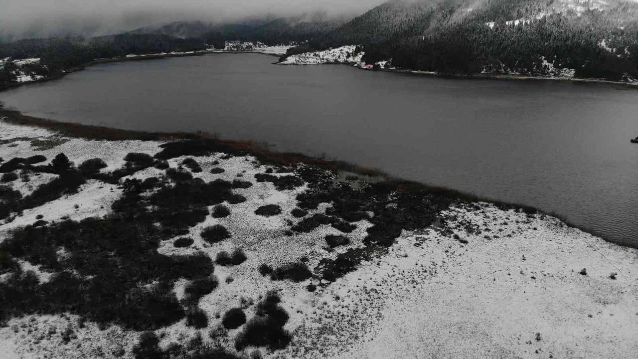 Abant Tabiat Parkı yılın il karıyla buluştu