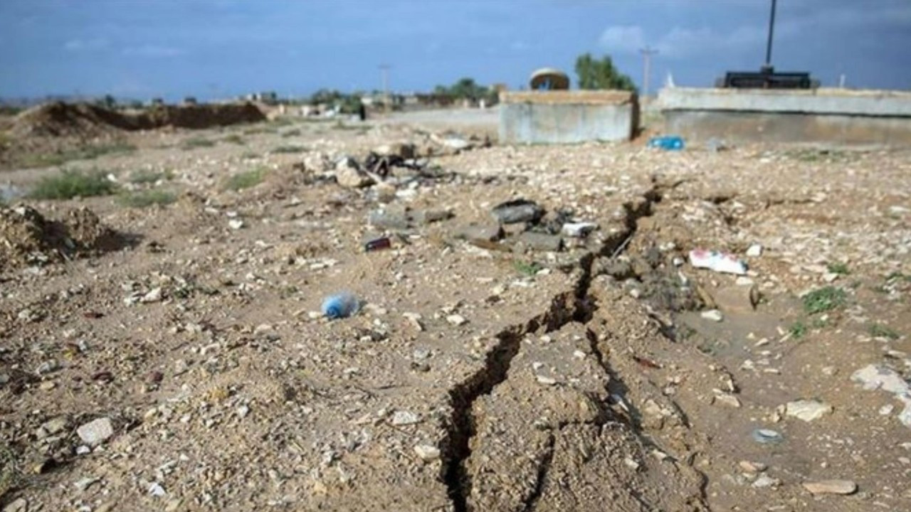 İran'dan korkutan deprem