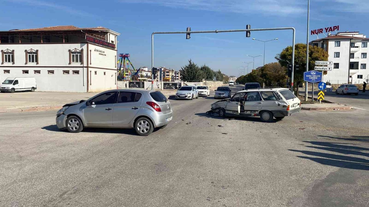 Elazığ’da trafik kazası: 2 yaralı