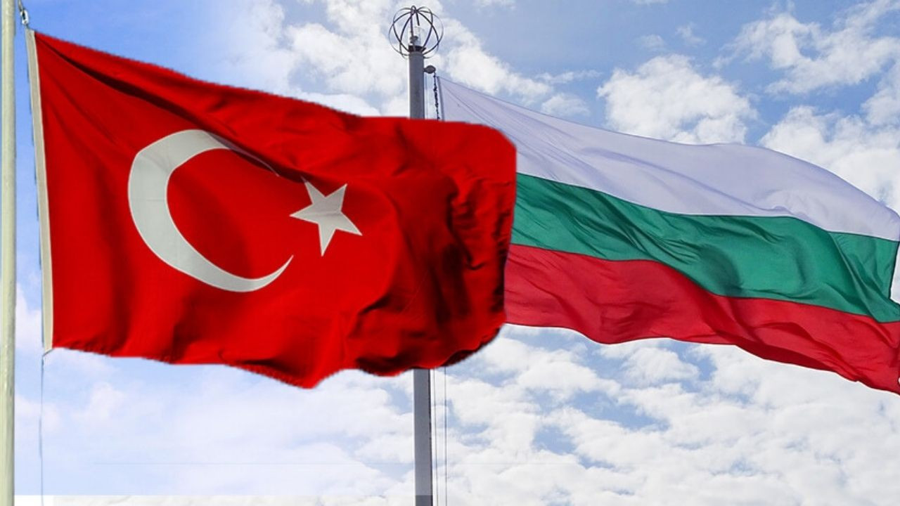 Bulgaristan'ın Türk yolcuları saatlerce sınırda beklettiği iddiası! Türkiye harekete geçti