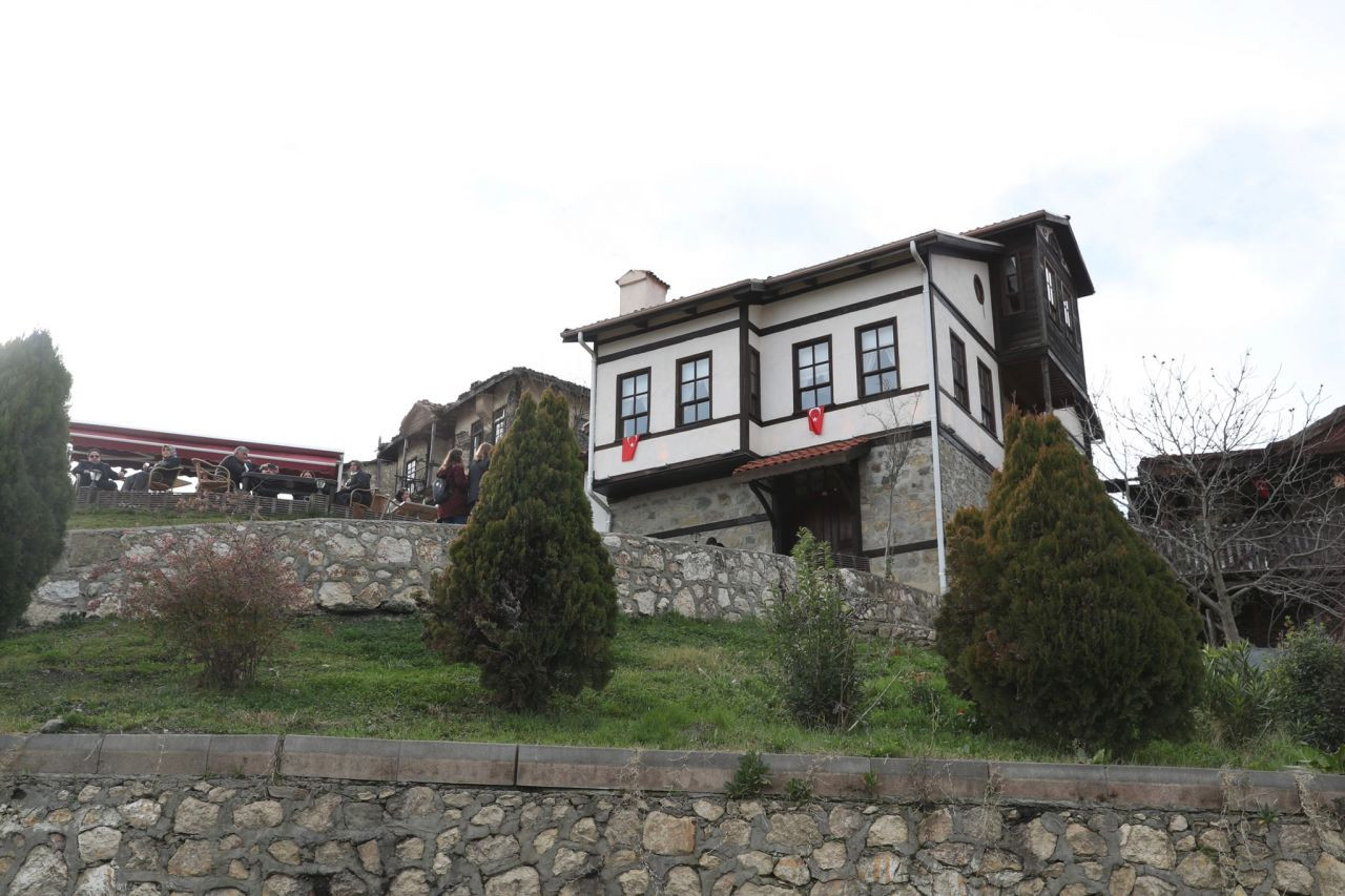 ‘Sakin Şehir’de pazar yoğunluğu - Sayfa 6