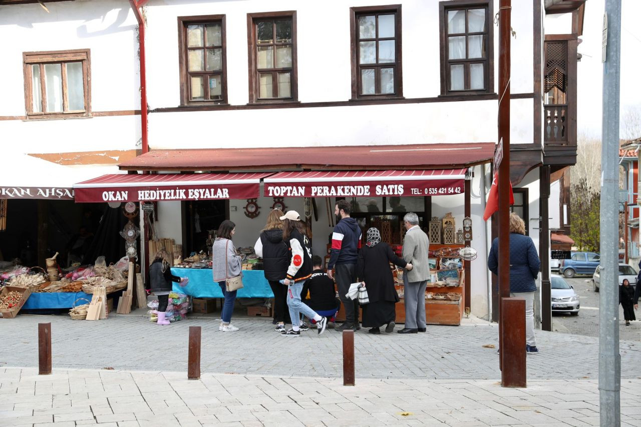 ‘Sakin Şehir’de pazar yoğunluğu - Sayfa 5