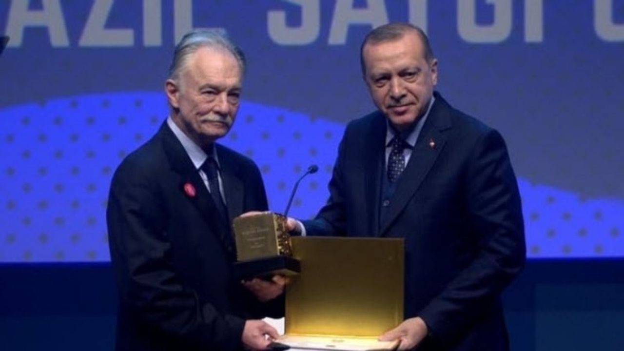 Cumhurbaşkanı Erdoğan'dan Teoman Duralı için başsağlığı mesajı!