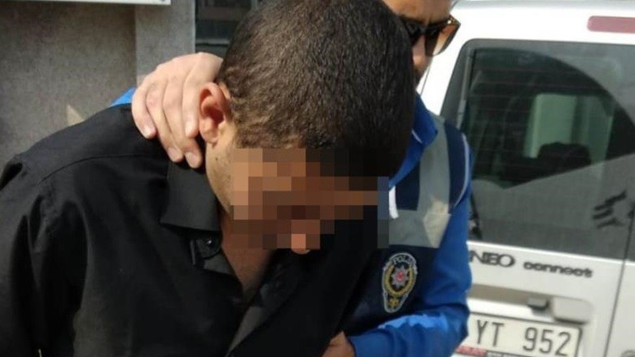 İzmir’de doktoru boğazından jiletle yaralayan sanığa 18 yıl hapis