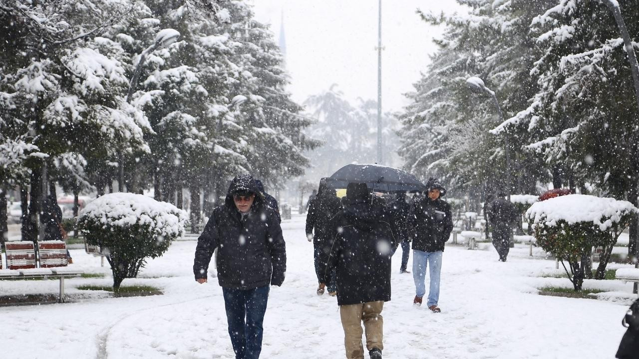 Meteoroloji duyurdu: Sakarya'ya karla karışık yağmur geliyor