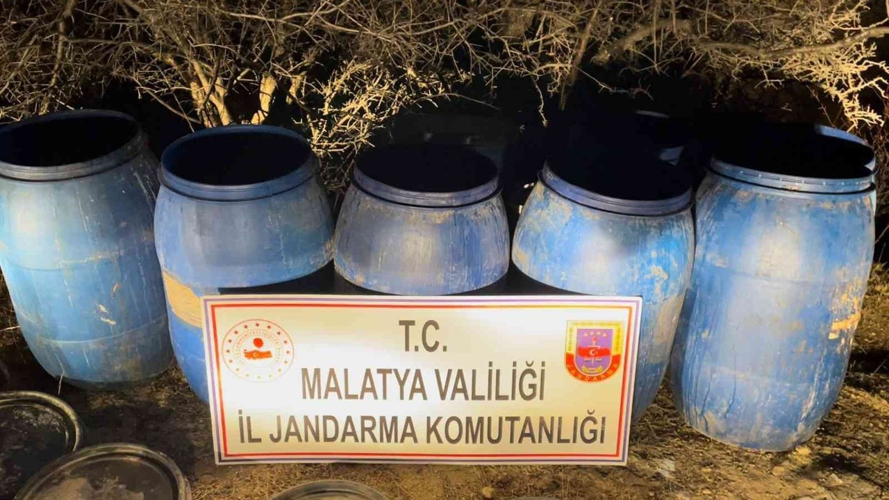 Malatya’da 2 bin litre sahte alkol ele geçirildi