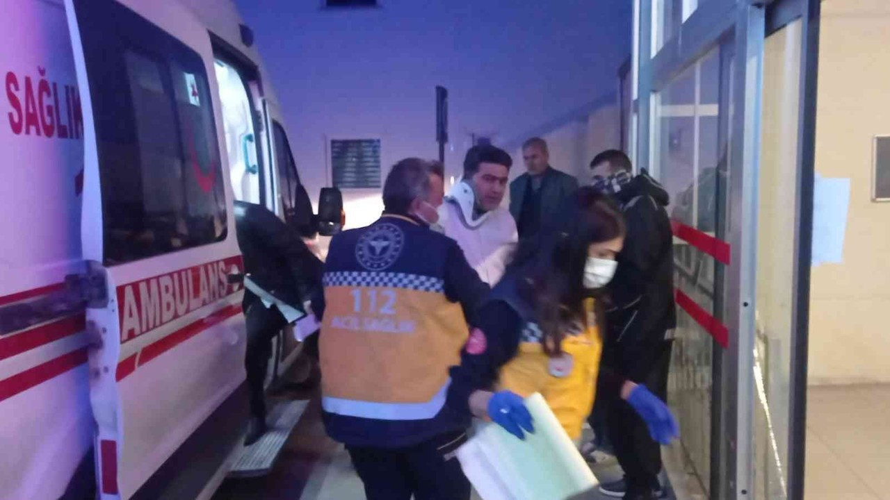 Adana’da trafik kazası: 2’si çocuk 4 yaralı